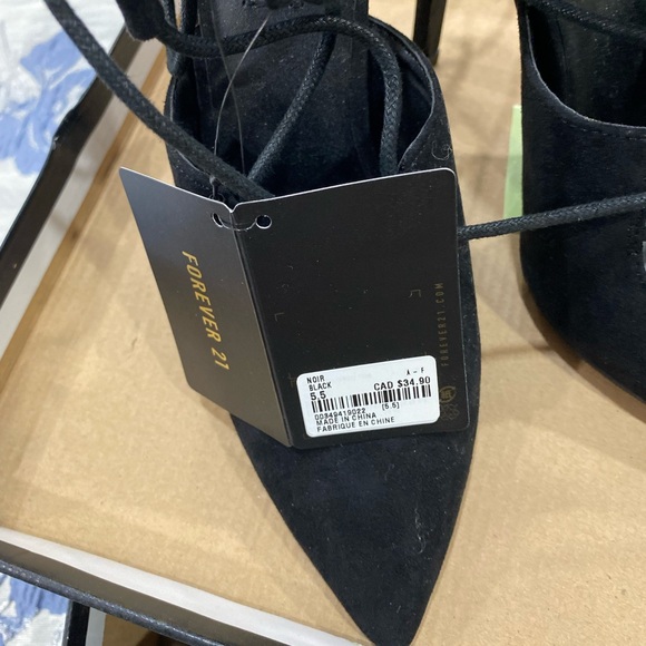 New Black Forever21 Laced Heels - Size 5.5 - Picture 4 of 6